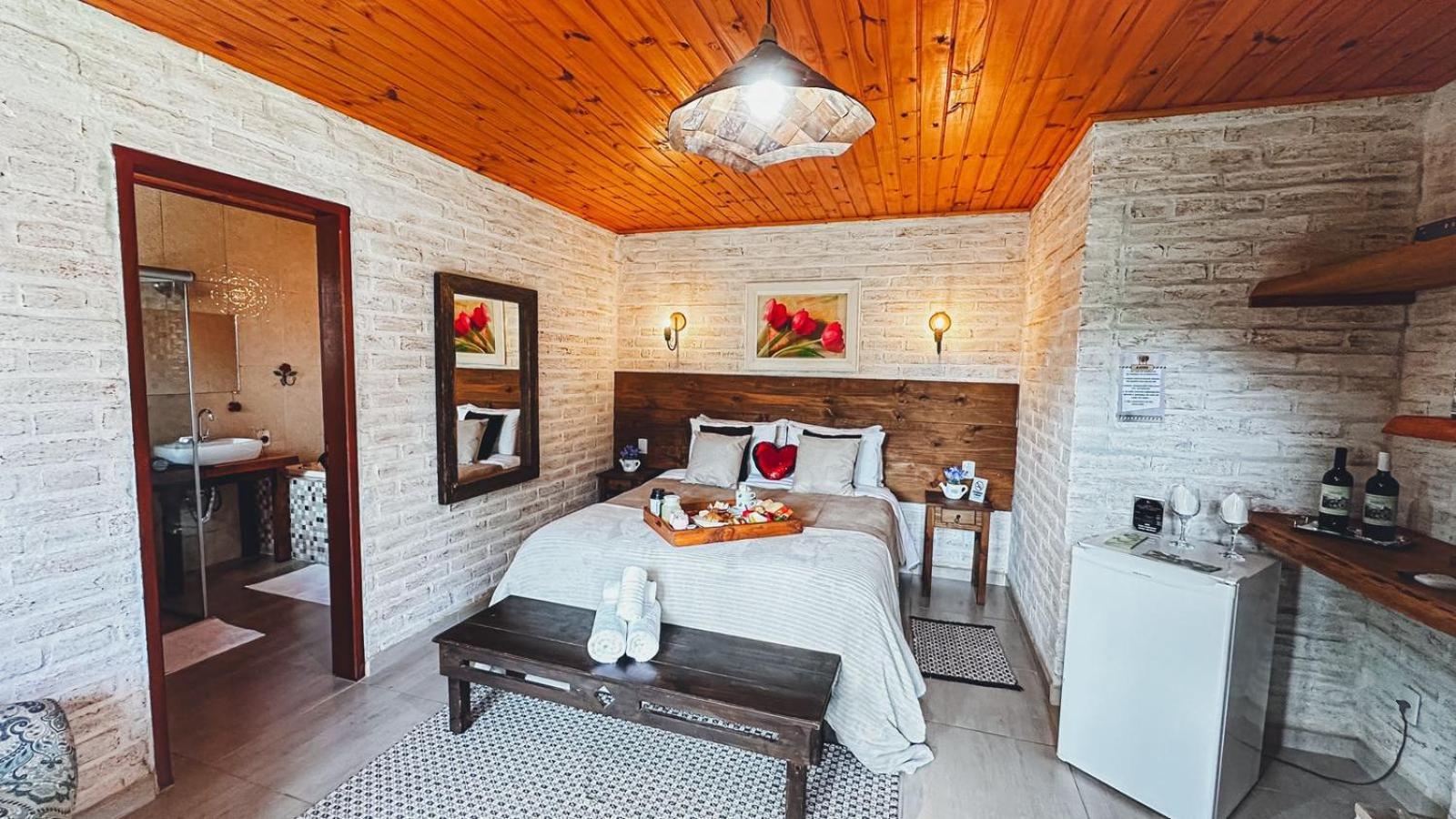 Residencial Vilas Boas Mv มงชิแวร์จิ ภายนอก รูปภาพ