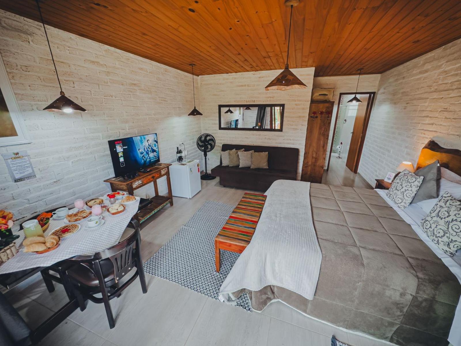 Residencial Vilas Boas Mv มงชิแวร์จิ ภายนอก รูปภาพ
